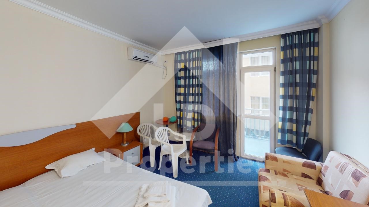 Aleksandrov-Residence-Bedroom
